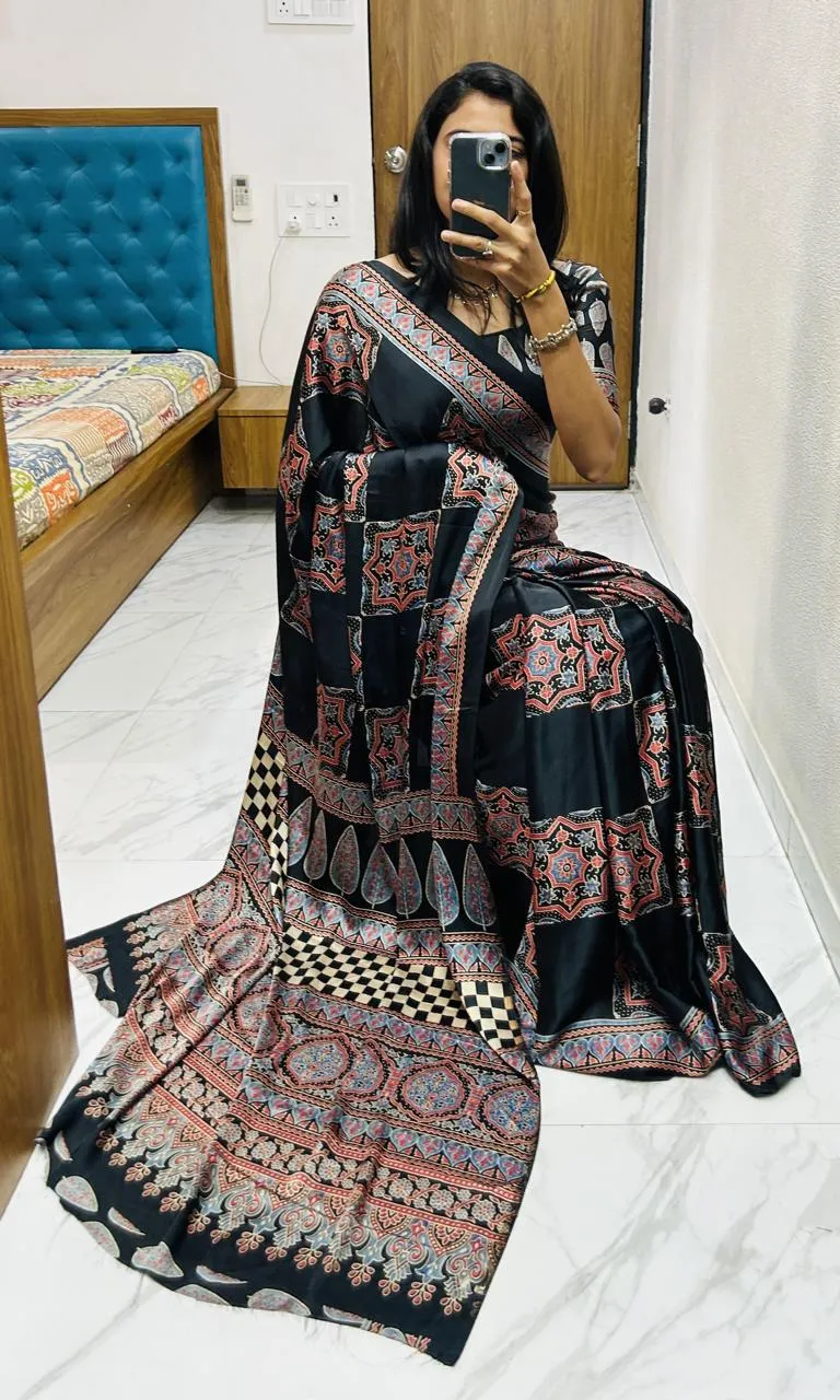 Buy New Supar Premium Saree in Surat - Reseller Bazzar